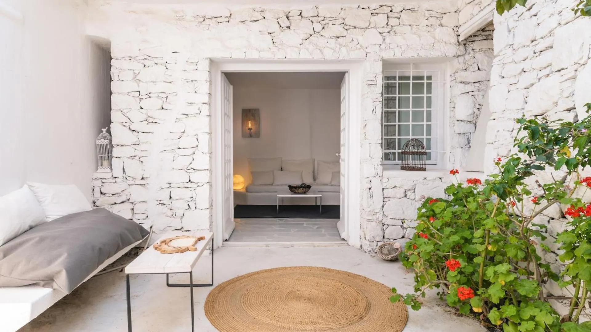 Villa Psarou, The Above Nammos Experience