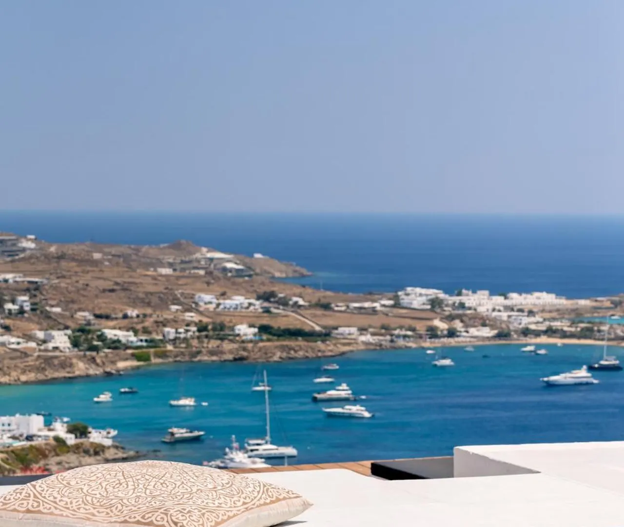 Psarou, The Above Nammos Experience Villa
