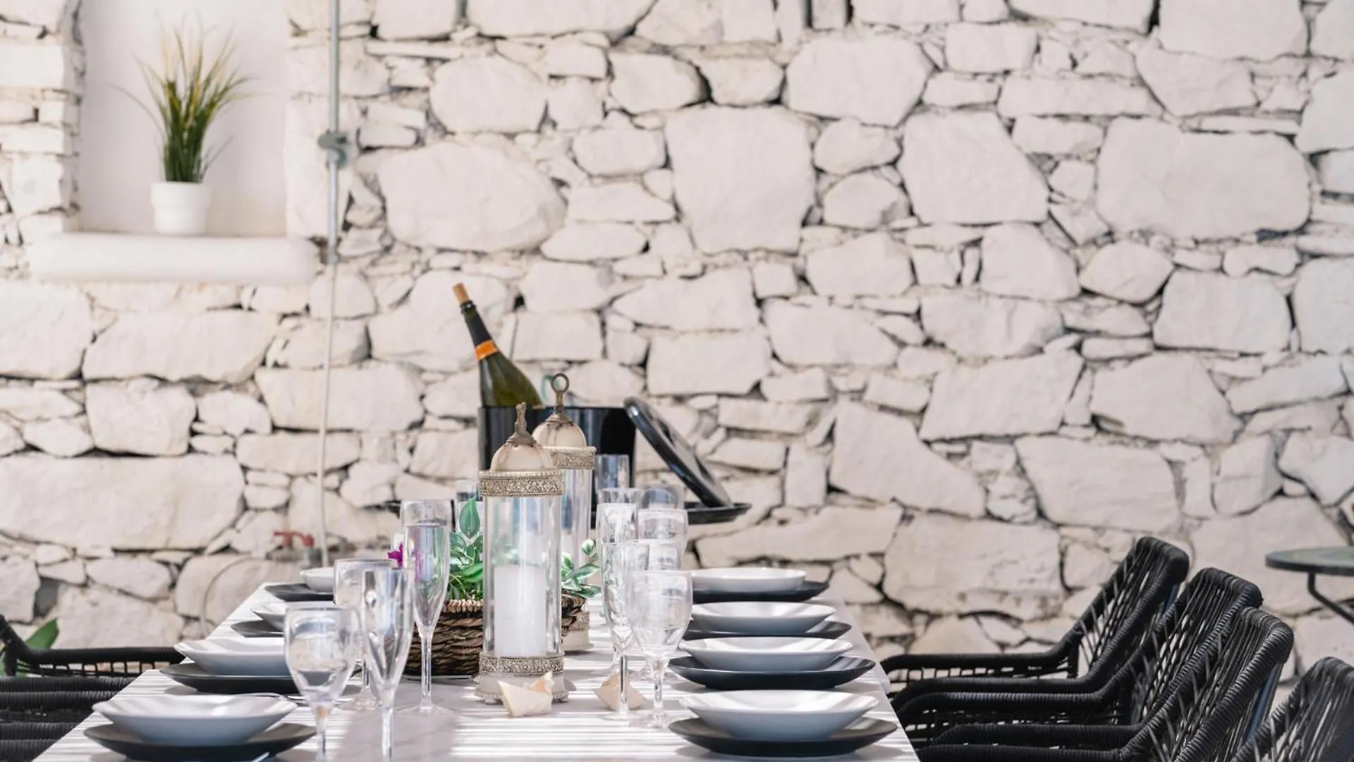 Villa Psarou, The Above Nammos Experience