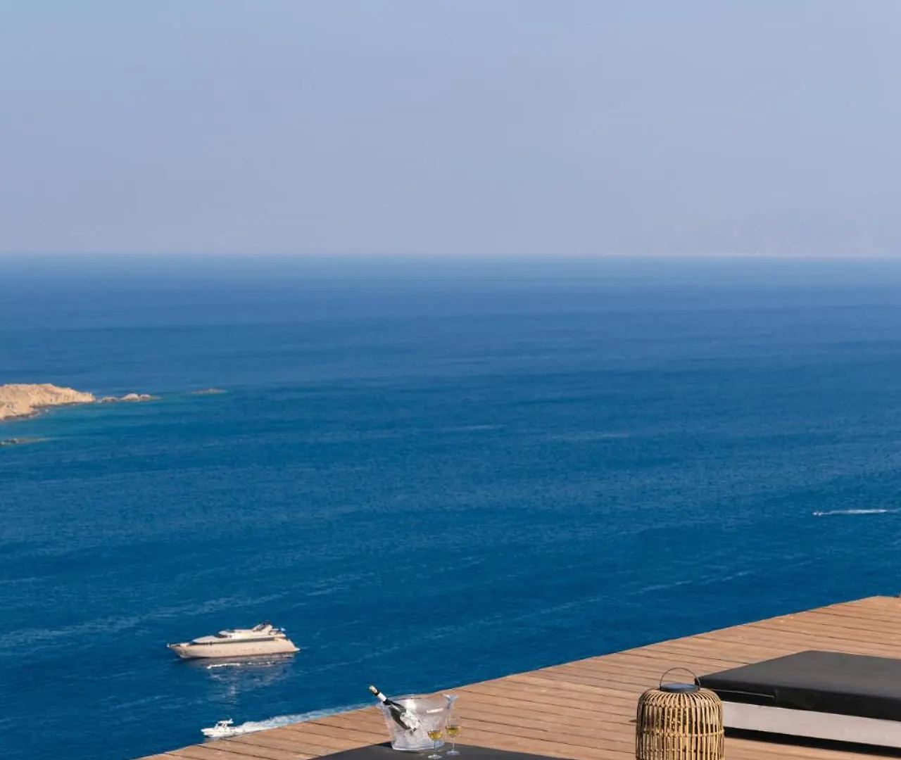 Villa Psarou, The Above Nammos Experience