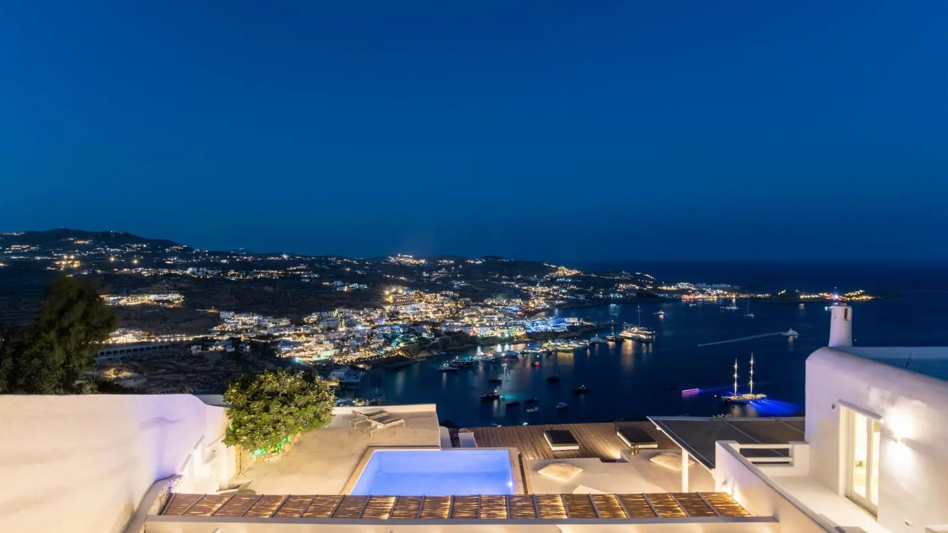Villa Psarou, The Above Nammos Experience